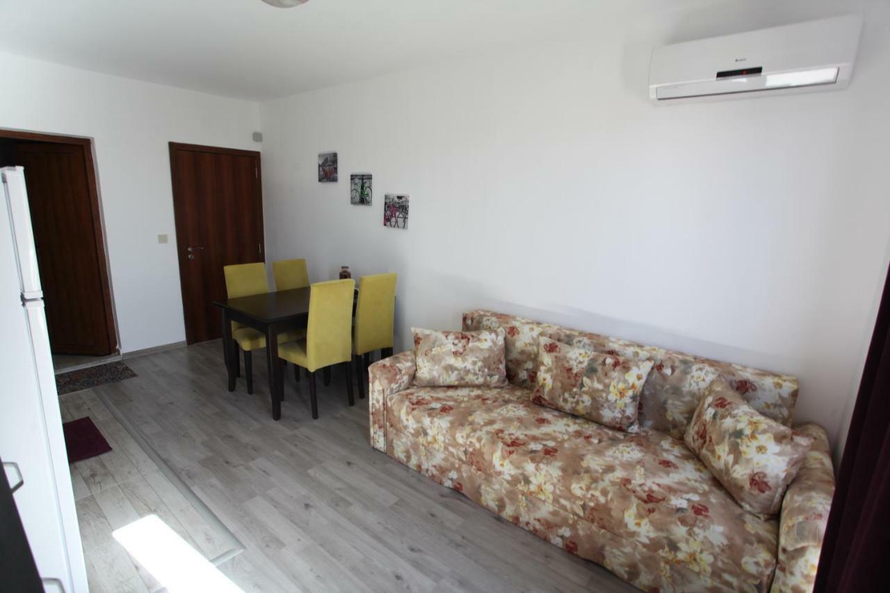 פרימורסקו Villa Salena מראה חיצוני תמונה